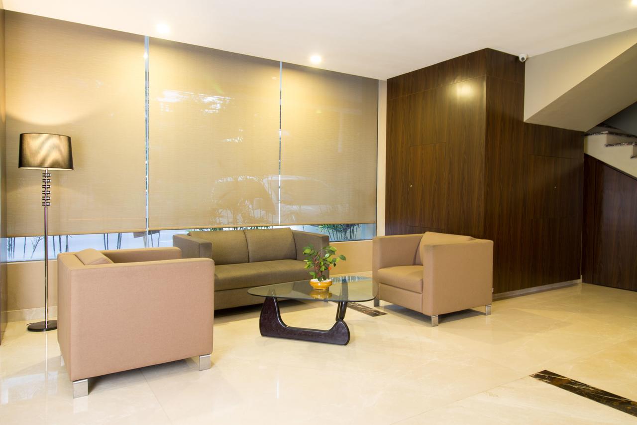 Reddoorz Near Roxy Hotel Jakarta Exterior foto