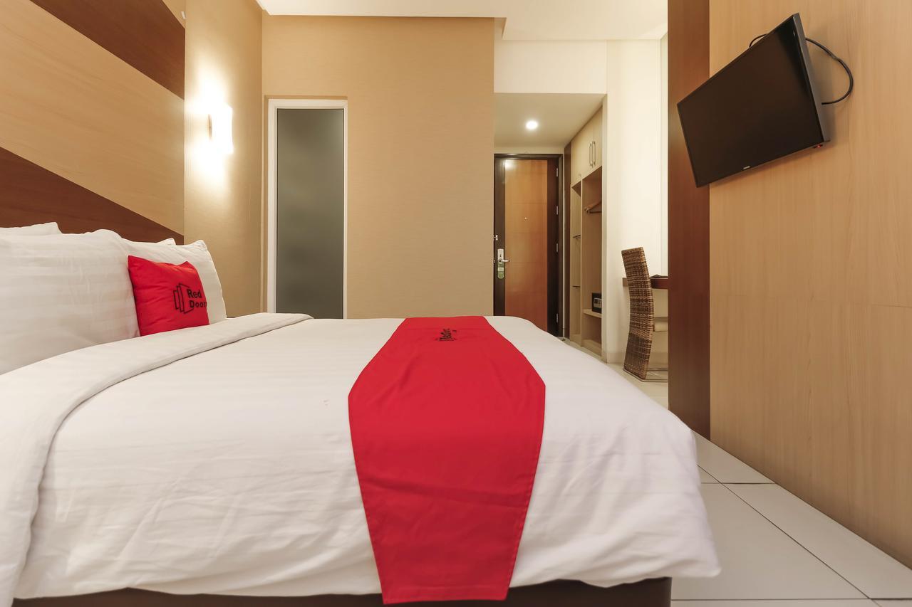 Reddoorz Near Roxy Hotel Jakarta Exterior foto